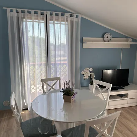 Aloha Apartment Porec Exterior photo